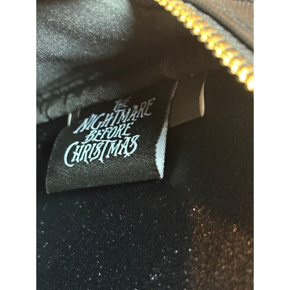 Black Jack Skellington Coffin Shape Crossbody Bag Nightmare Before Christmas - Picture 6 of 10